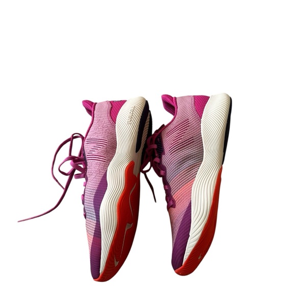 New Balance Women's Pink and Purple Athletic Shoes - Picture 9 of 9